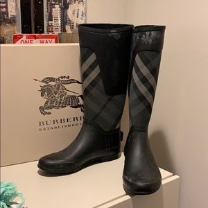 Burberry Rainboots